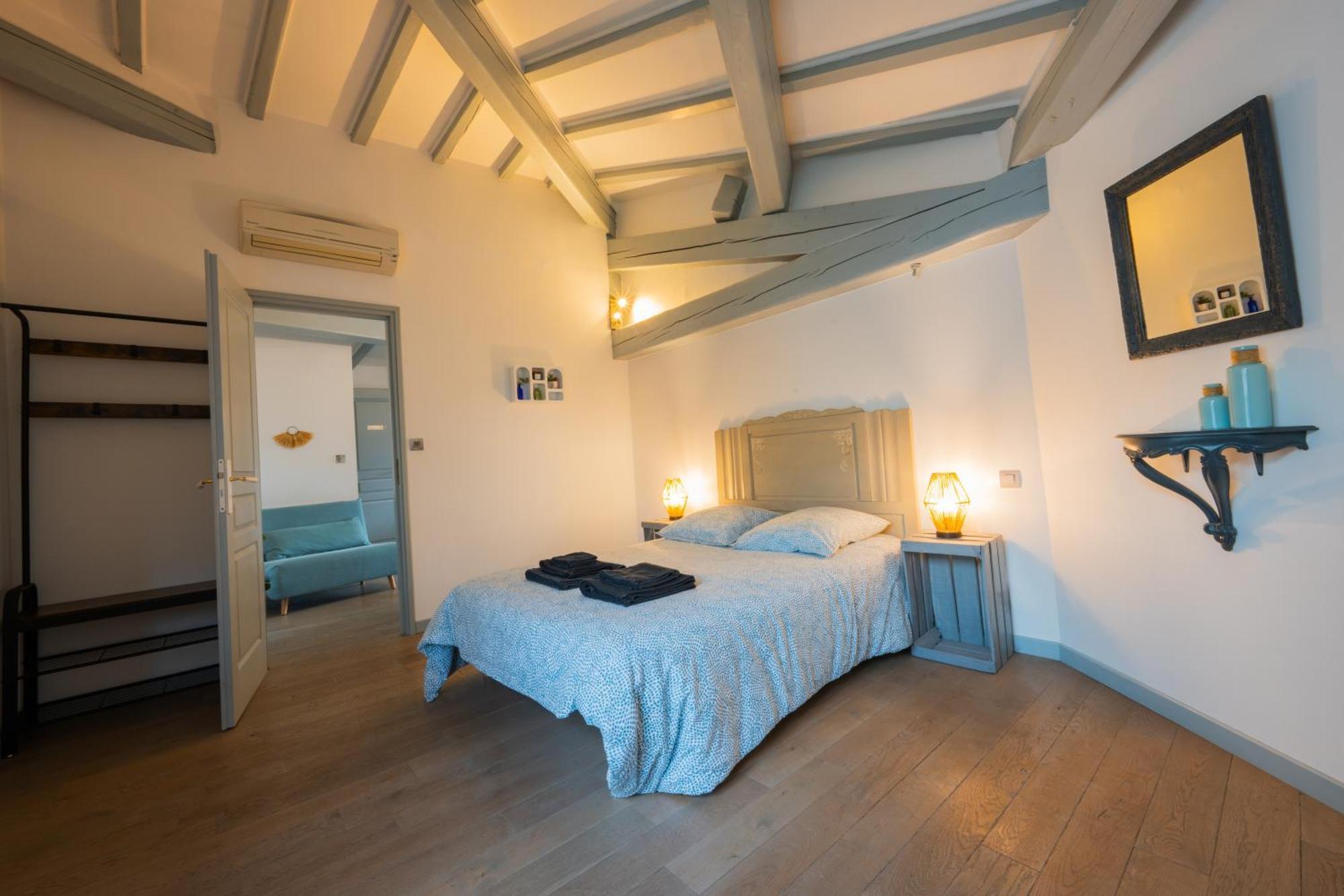 Chez La Fille De L Eclusier Apartment Castelnaudary Ngoại thất bức ảnh