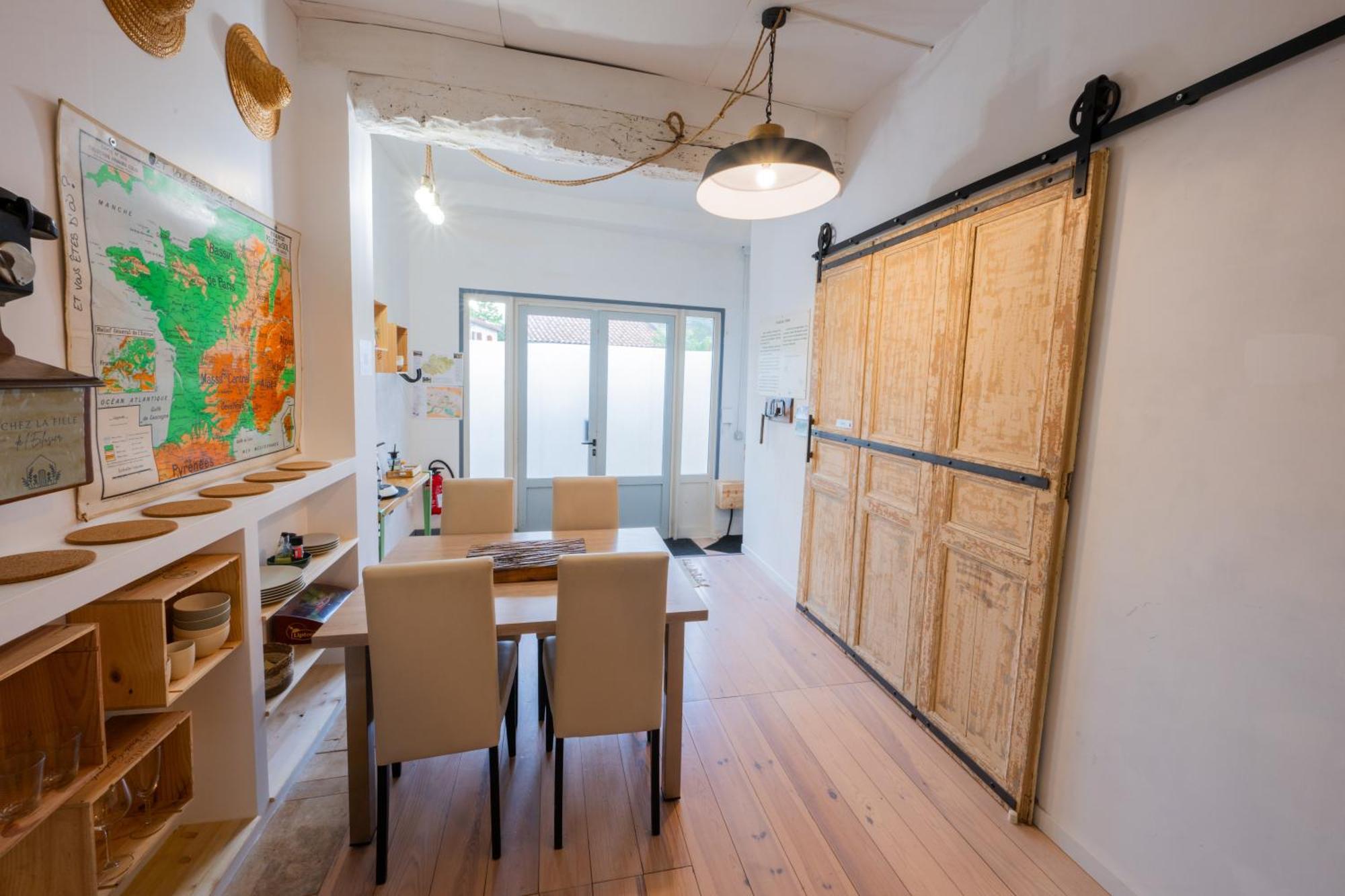 Chez La Fille De L Eclusier Apartment Castelnaudary Ngoại thất bức ảnh